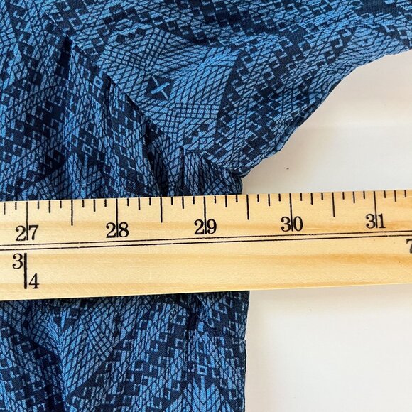 Catherines Blue Ikat Print Boho Top Crochet Bib V-Neck Flowy - Size 3X - Picture 5 of 6